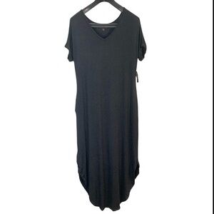 DISCREET V Neck Maxi Dress w/ Pockets